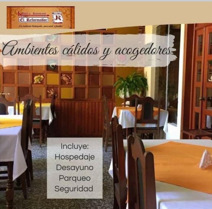 Hotel El Reformador Puerto Barrios Esterno foto