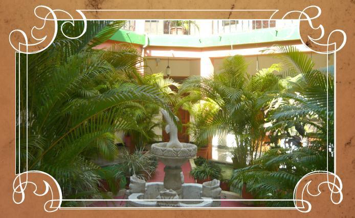 Hotel El Reformador Puerto Barrios Esterno foto